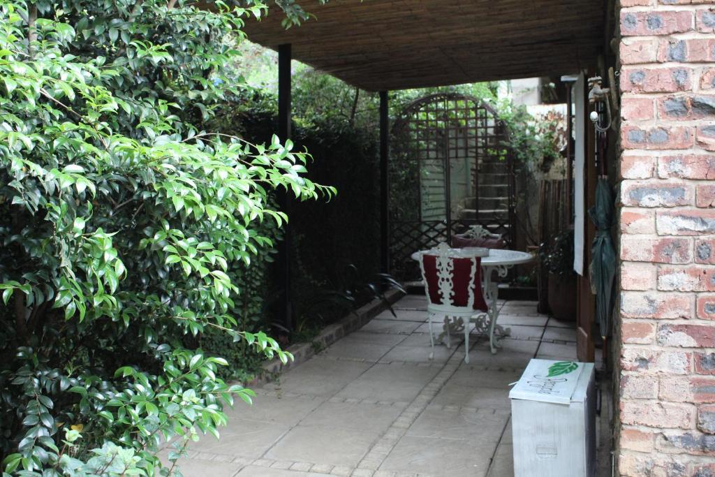 Babbling Brook Bed & Breakfast Питърмарицбург Стая снимка
