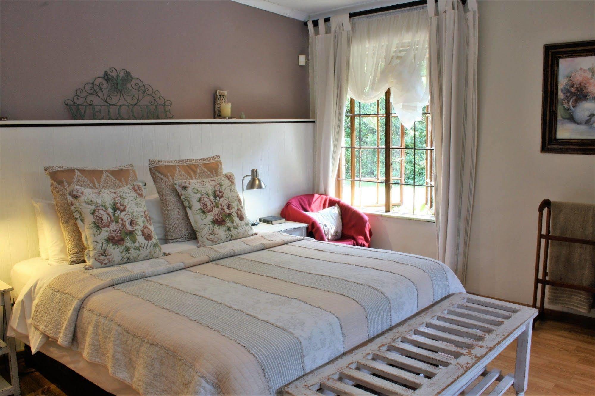 Babbling Brook Bed & Breakfast Питърмарицбург Екстериор снимка
