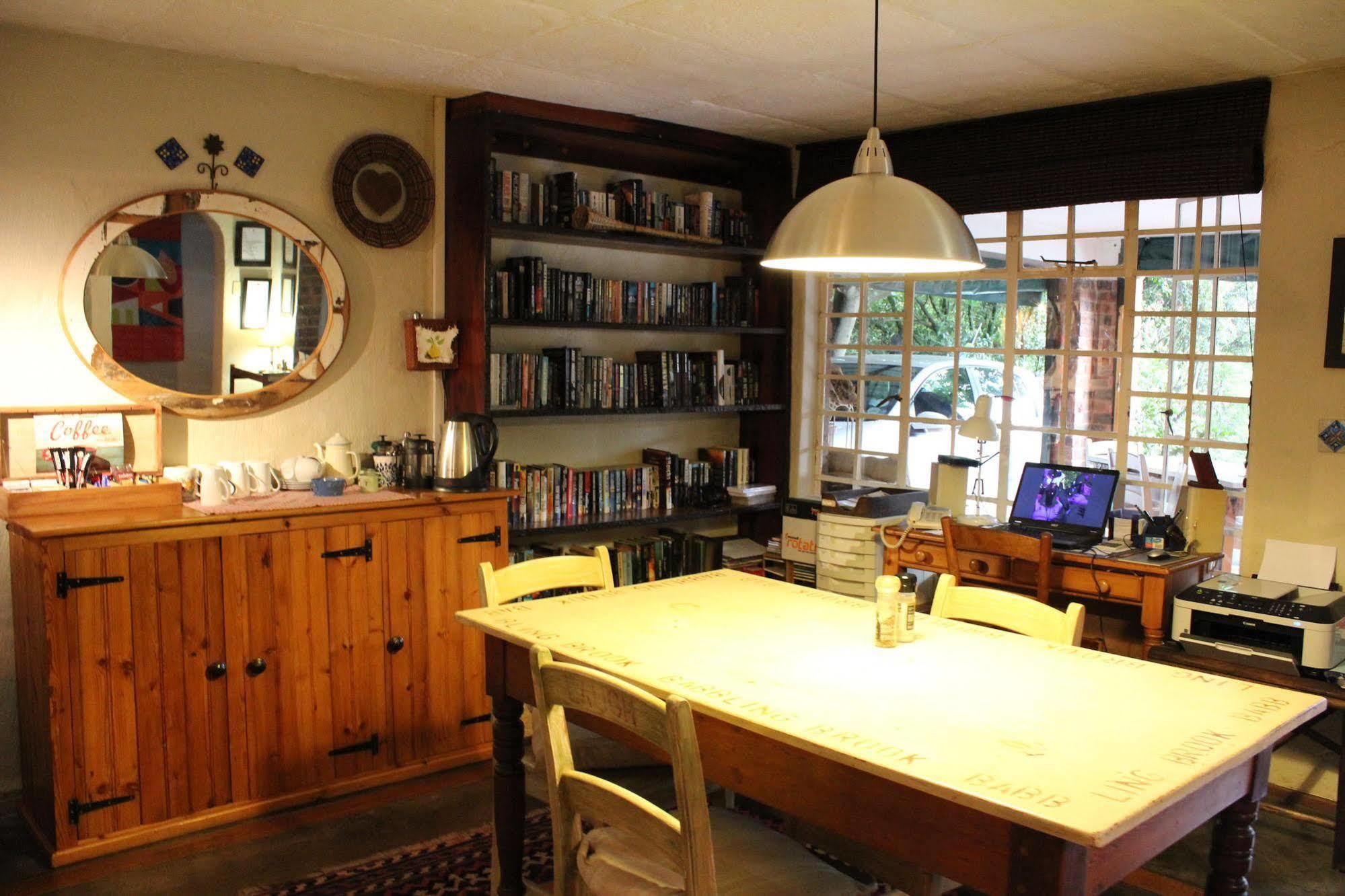 Babbling Brook Bed & Breakfast Питърмарицбург Екстериор снимка